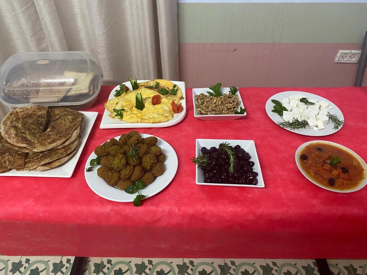 Ma'An Lil-Hayat Boutique Hotel Bethlehem Esterno foto